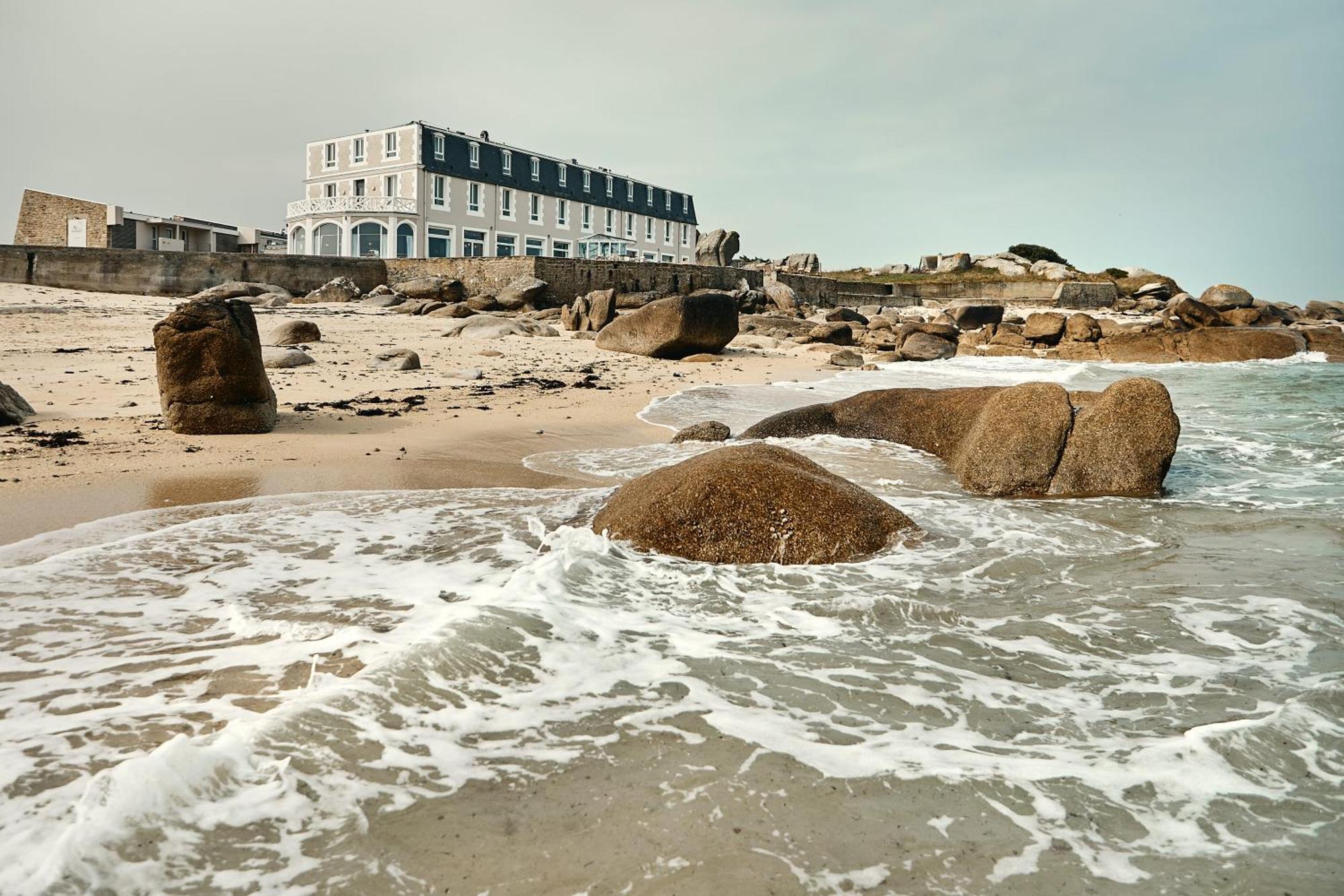 Hotel De La Mer & Spa 브리뇨강-플라주 외부 사진